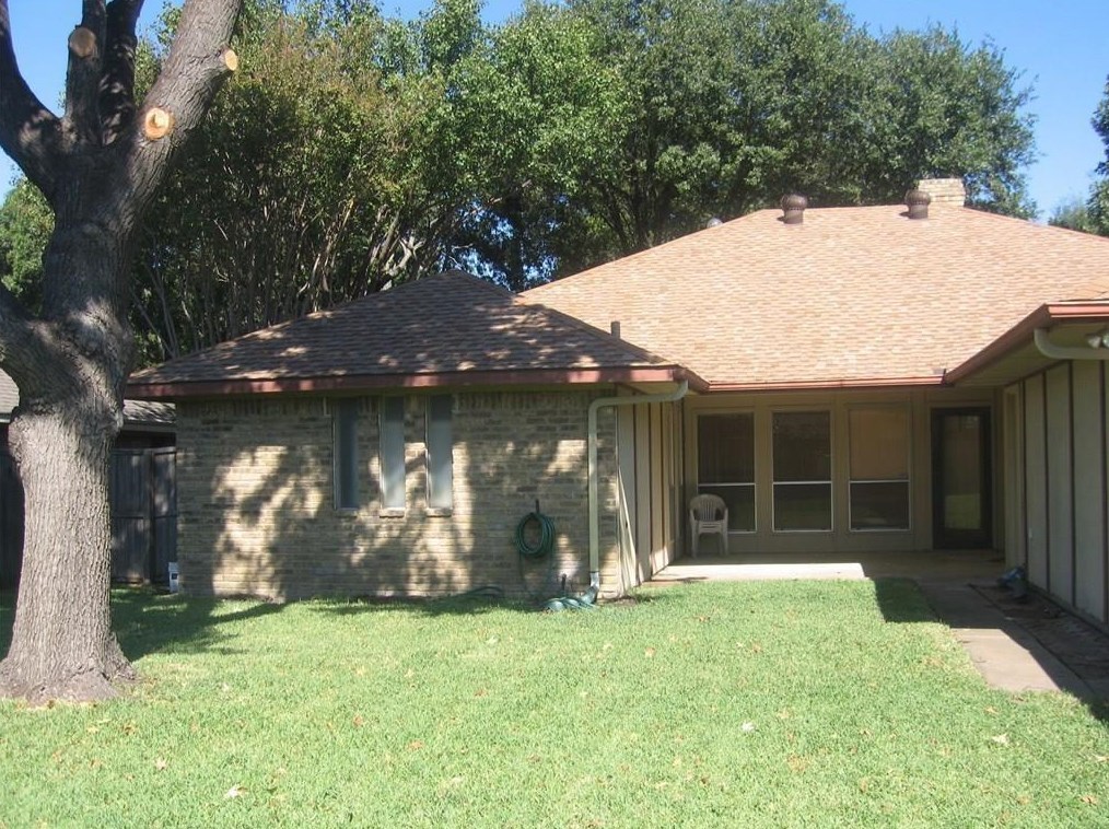 318 Faircrest Dr, Garland, TX 75040