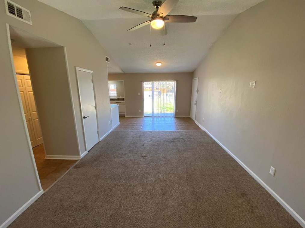 214 Prairie Vista Dr, Dallas, TX 75217