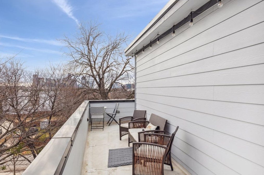 4406 Munger Ave, Dallas TX 75204-4480 exterior