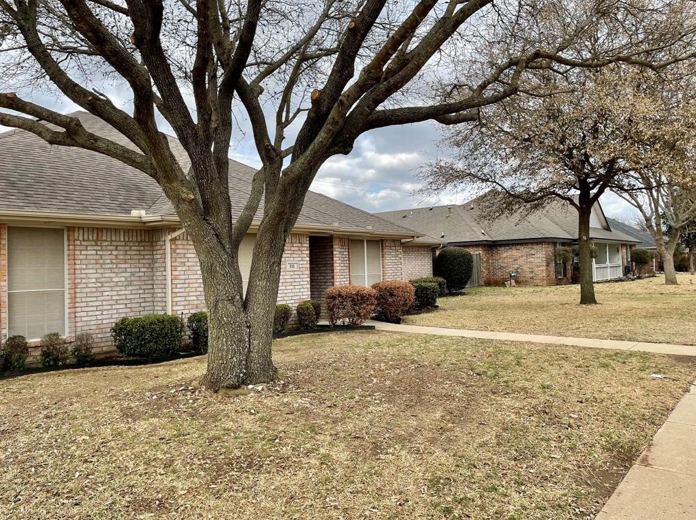 513 Whitney Dr, Midlothian, TX 76065