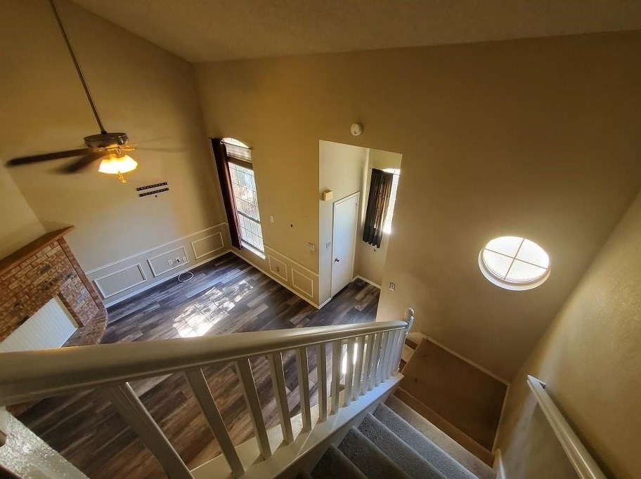 918 Blue Jay Dr, Midlothian, TX 76063