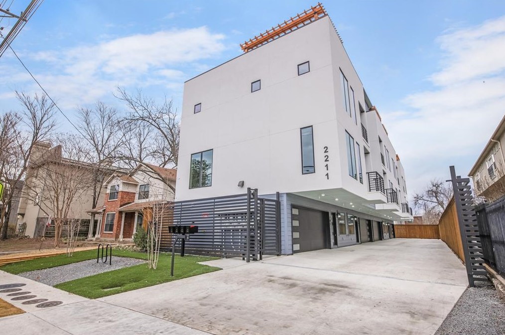 2211 N Carroll Ave #102, Dallas, TX 75204