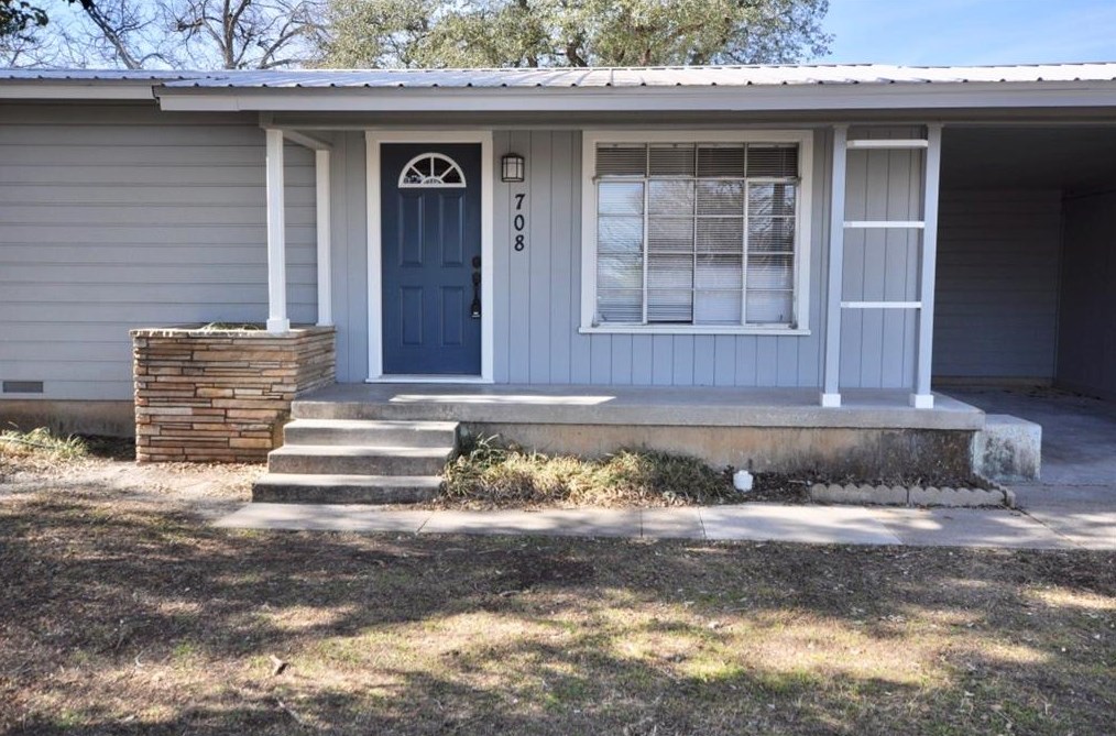 708 Trenton St, Weatherford, TX 76086
