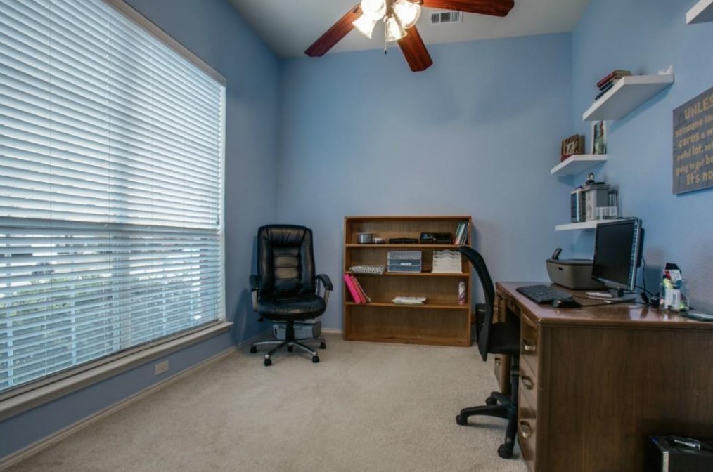 9301 Regal Oaks Dr, Mckinney TX  75070-4955 exterior