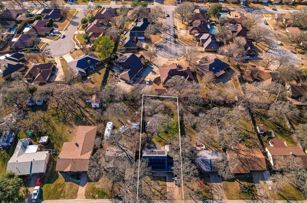 1207 Donley Dr, Euless, TX 76039