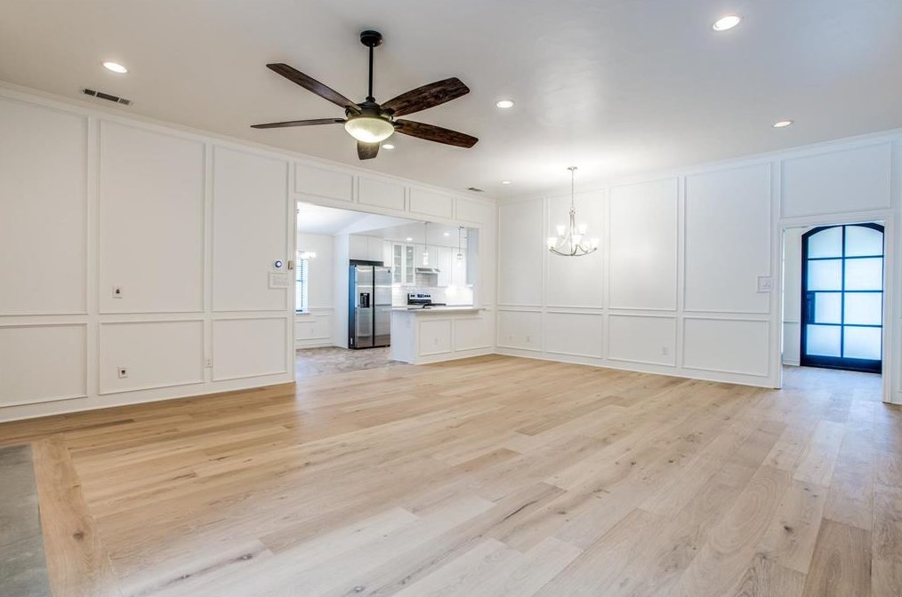 6926 Northwood Rd, Dallas TX  75225-2436 exterior