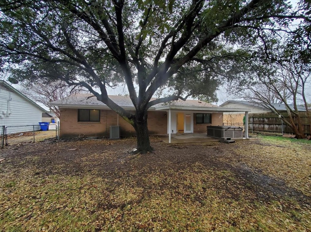 422 Southlake Dr, Forney TX  75126-9720 exterior