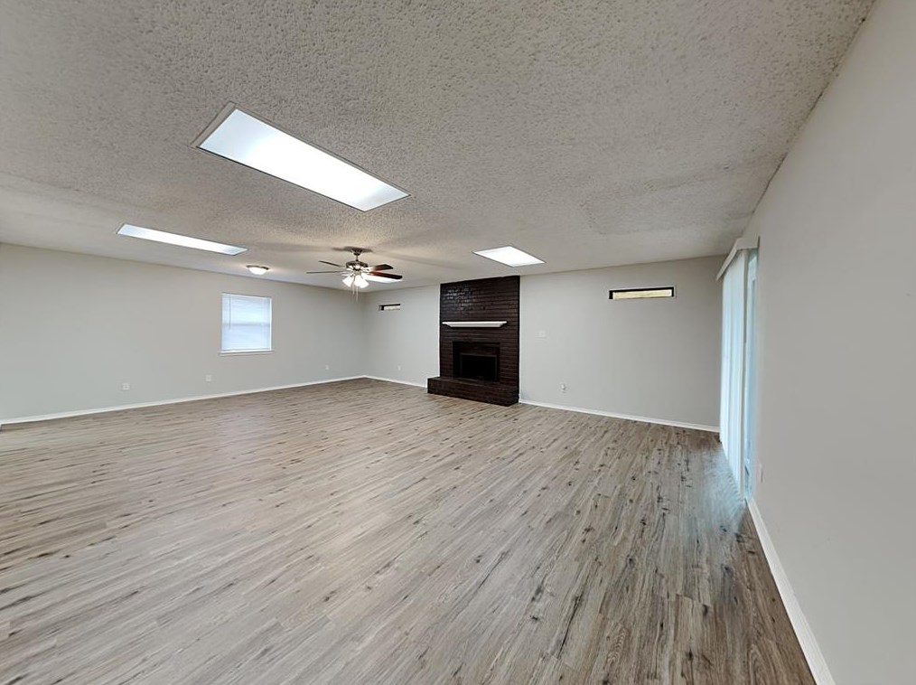 1349 Rutherford Dr, Mesquite, TX 75149