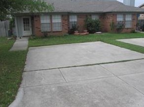 828 Woodland Ct, Kennedale, TX