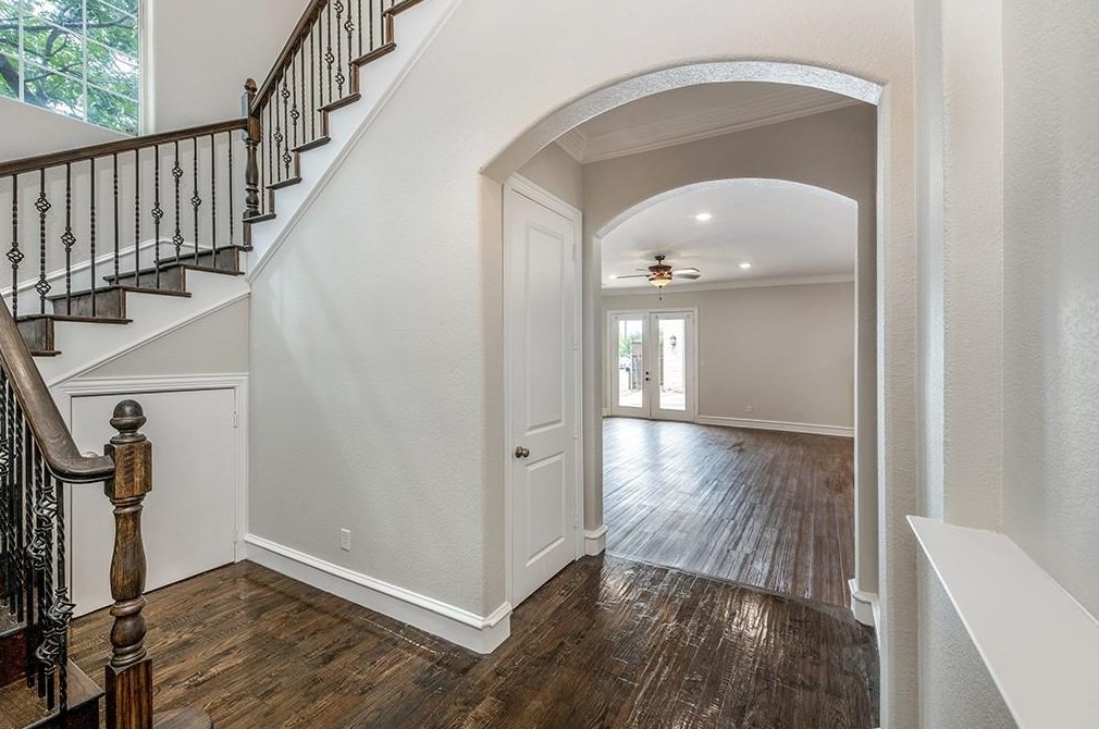 5001 Manett St, Dallas, TX 75206