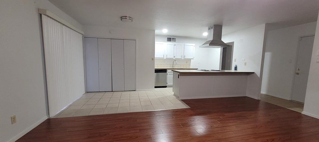 7416 Long Canyon Trl, Dallas TX  75249-1203 exterior