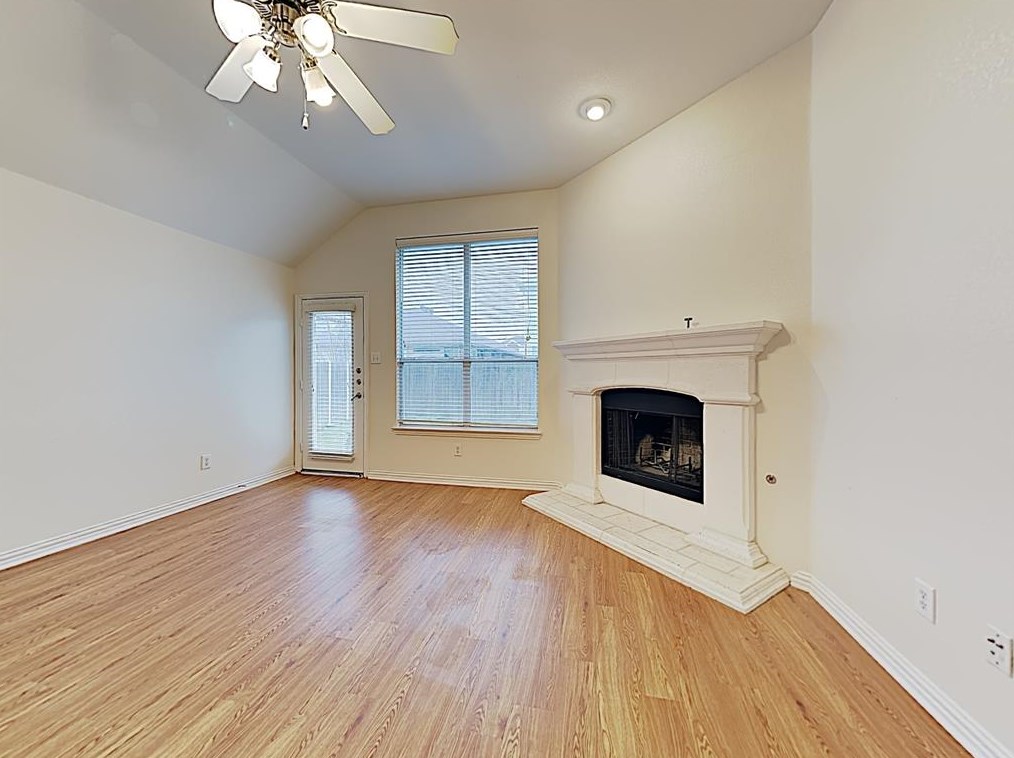 4644 Daisy Leaf Dr, Keller, TX 76244