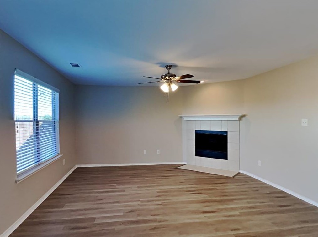 2424 Echo Point Dr, Fort Worth, TX 76123