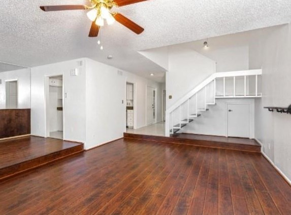 9333 Chimney Sweep Ln, Dallas, TX 75243