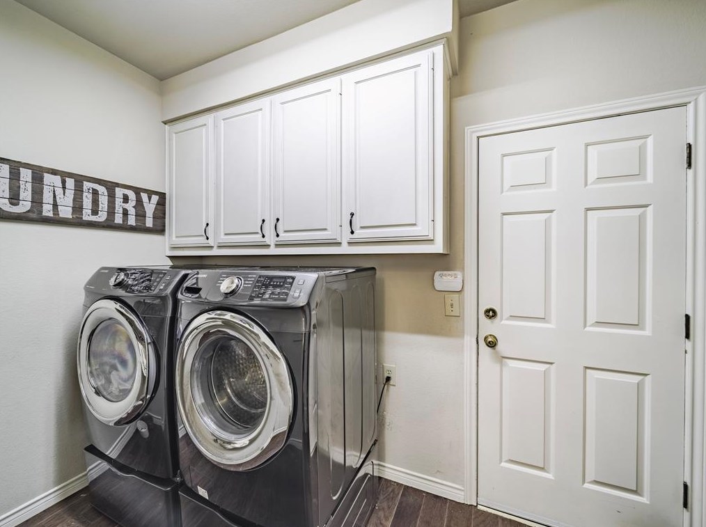 1209 Hl Crk Dr, Mckinney TX  75070-5231 exterior