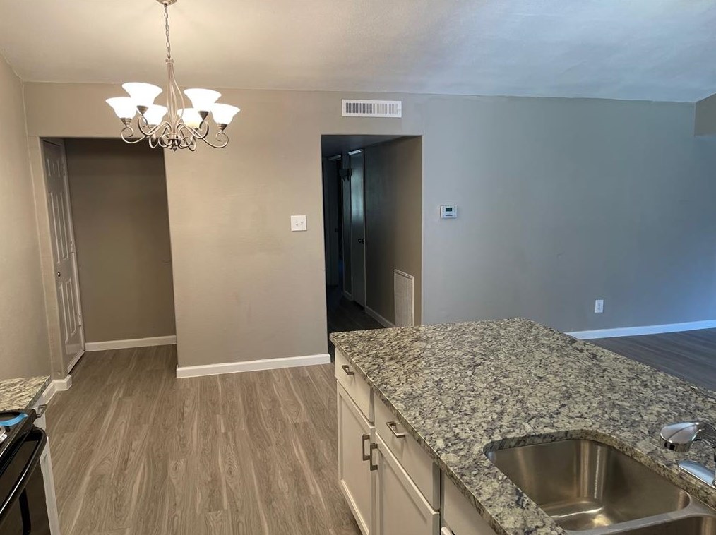 9451 Gonzales Dr, Dallas, TX 75227