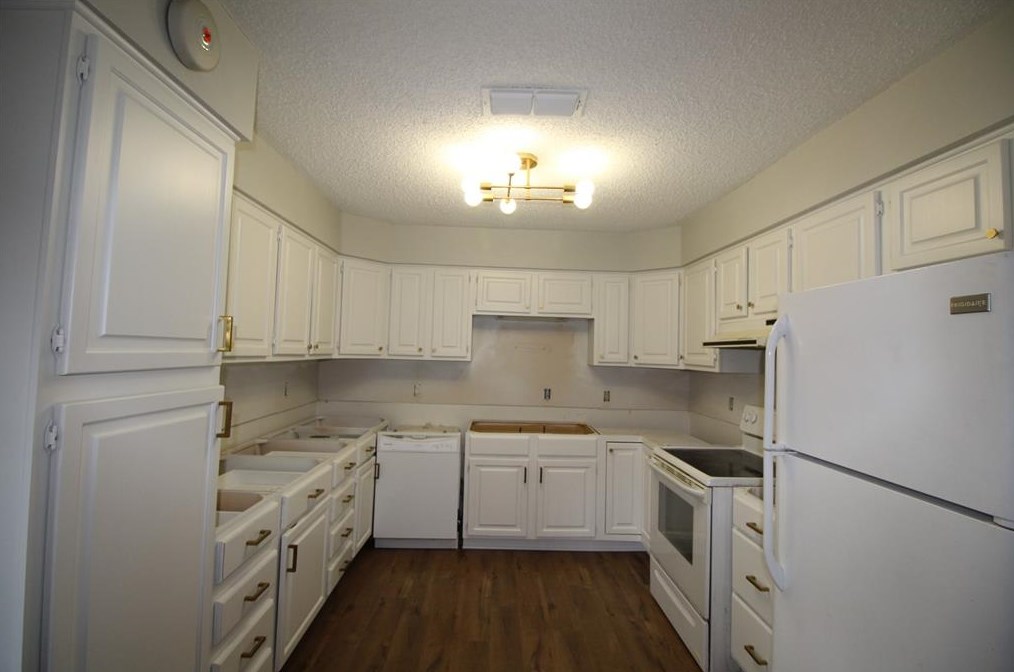 204 Half St, Hide A Way TX  75771-9303 exterior