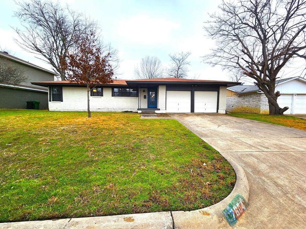 7604 Deaver Dr, Fort Worth, TX 76180