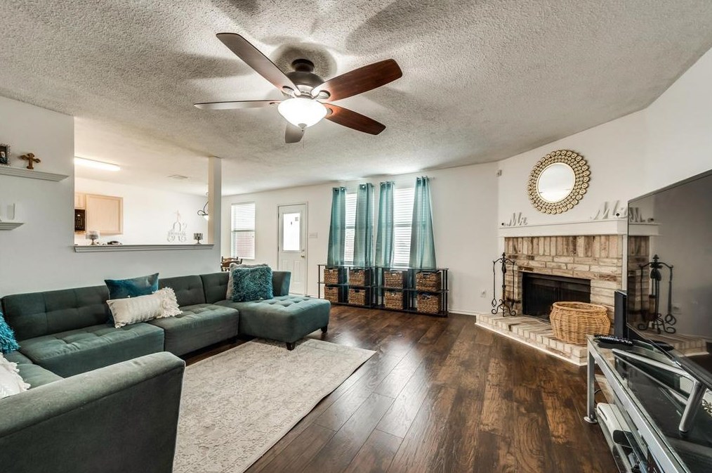 2919 Reata Dr, St Paul, TX 75098