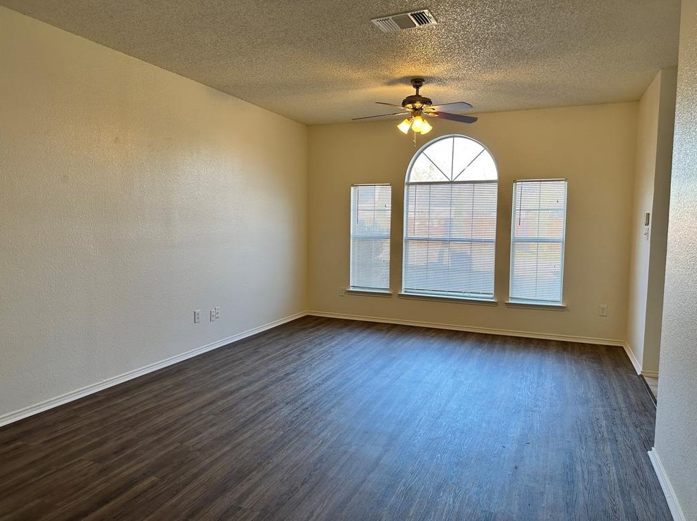 4412 Park Creek Ct, Fort Worth, TX 76137