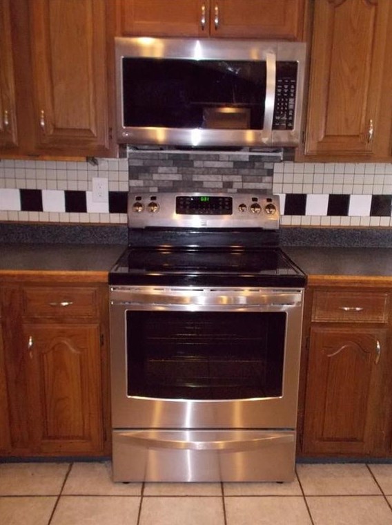 4323 Arrowwood St, Mesquite TX  75150-4278 exterior