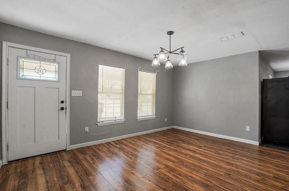 2112 Andover St, Fort Worth, TX 76114