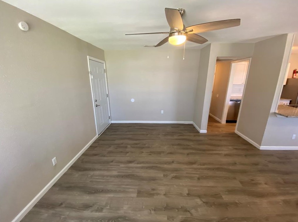 323 N Cottonwood Dr, Richardson, TX 75080