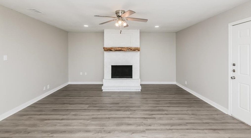 212 W 5th St, Weatherford, TX 76086