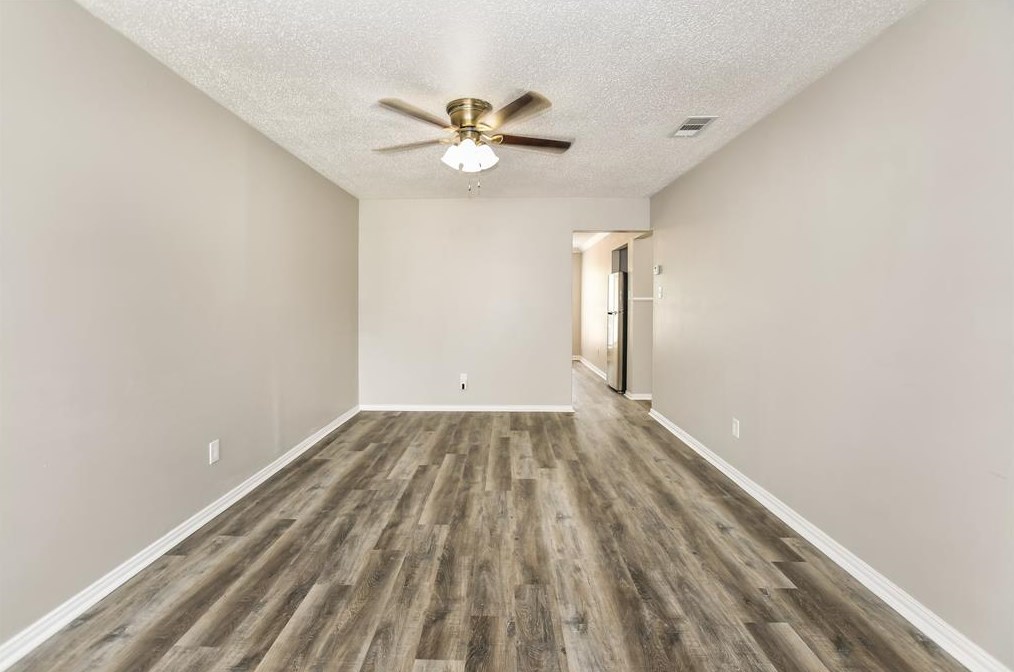 1005 Richard Dr, Garland, TX 75040