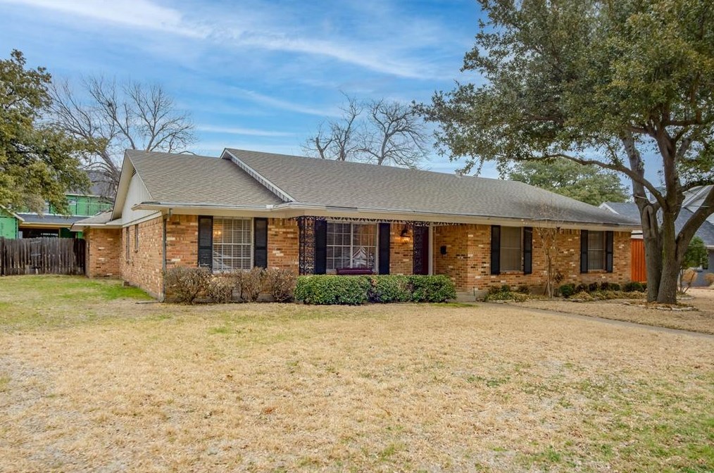 4911 Harvest Hill Rd, Dallas, TX 75244