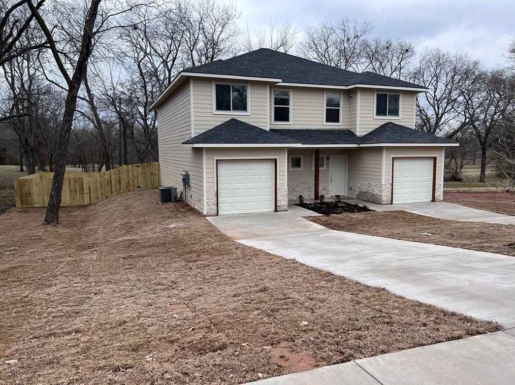 900 S 6th St #1, Bonham, TX 75418