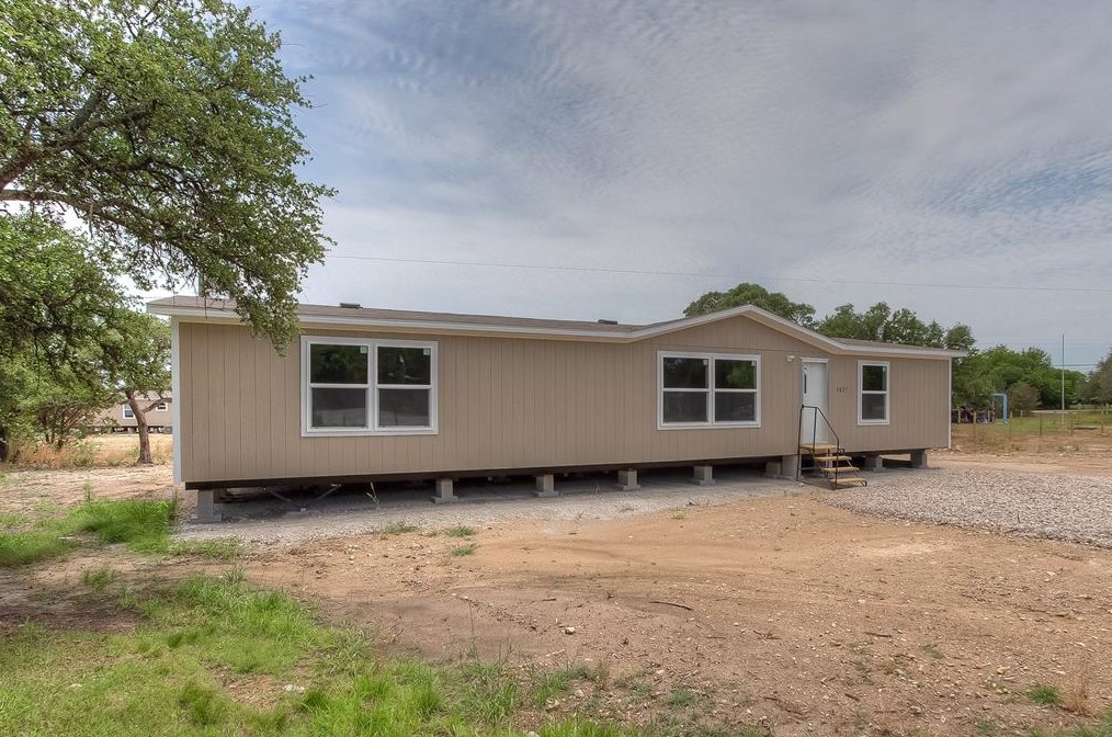 1427 Terry Dr, Aledo, TX 76008