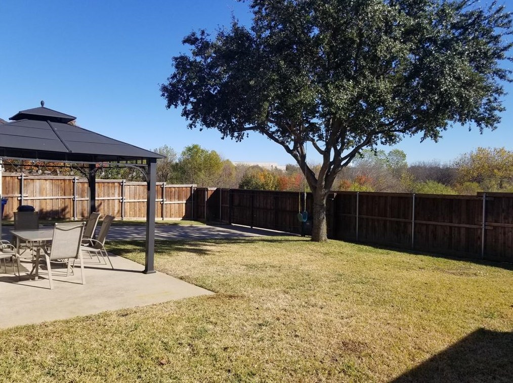 4218 Arbor Creek Dr, Carrollton, TX 75010