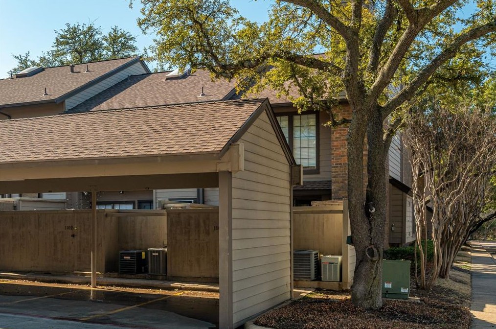 9910 Royal Ln #1101, Dallas, TX 75231