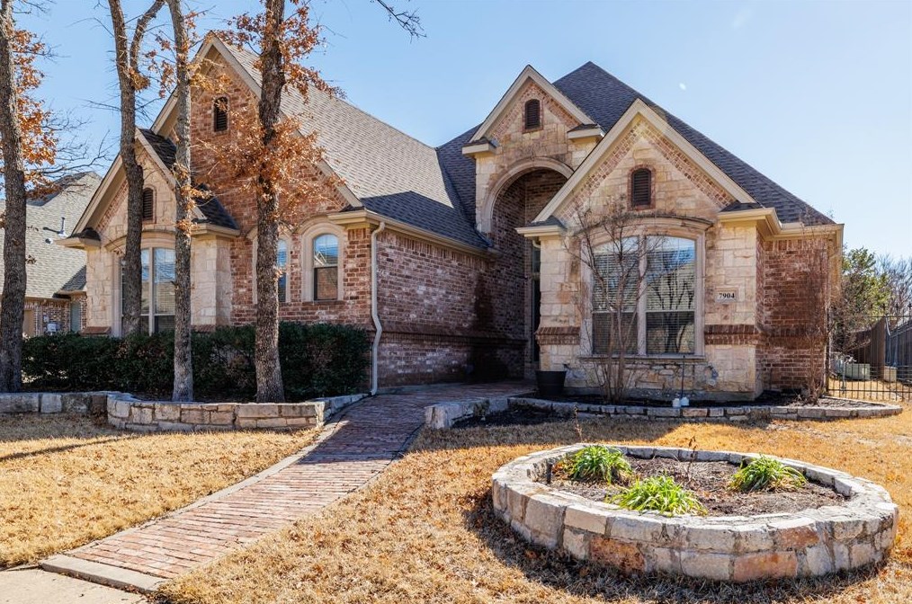 7904 Citadel Ct, North Richland Hills, TX 76182
