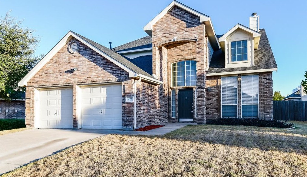 3205 Wren Ln, Midlothian, TX 76065