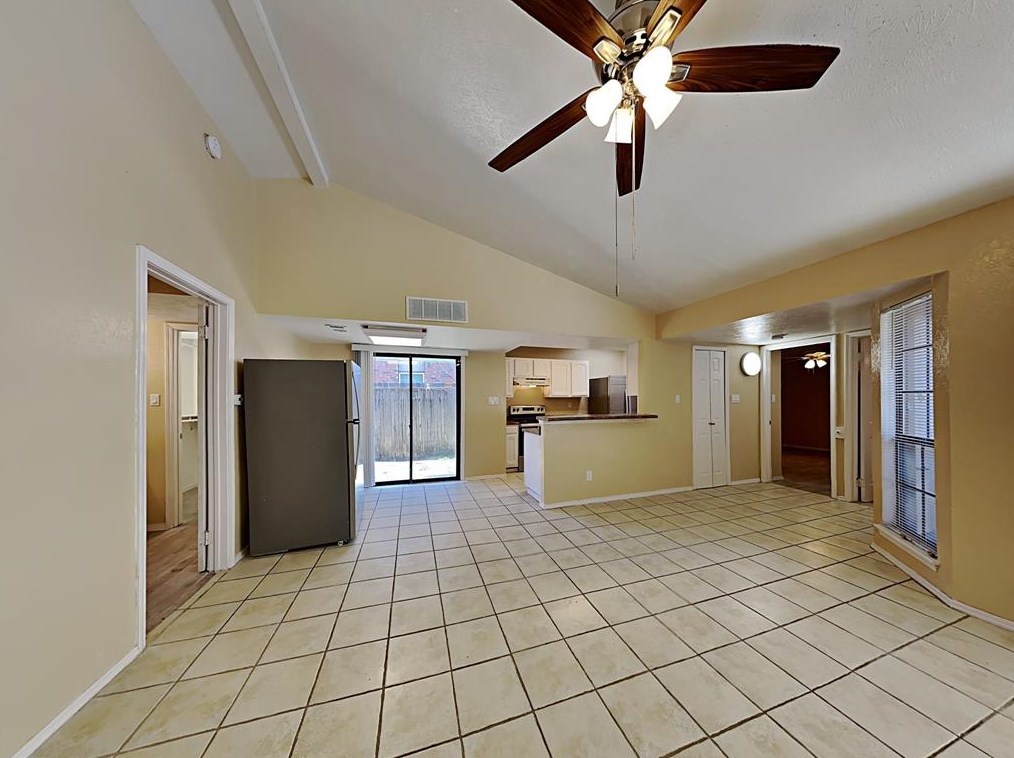 422 Dollins St, Cedar Hill, TX 75104