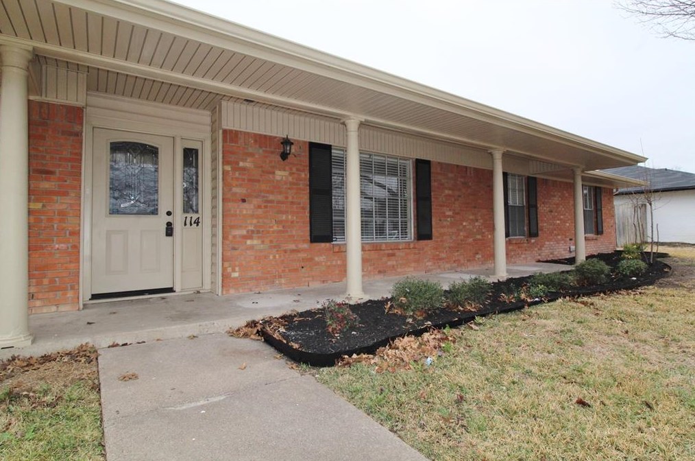 114 Chieftain Dr, Waxahachie, TX 75165