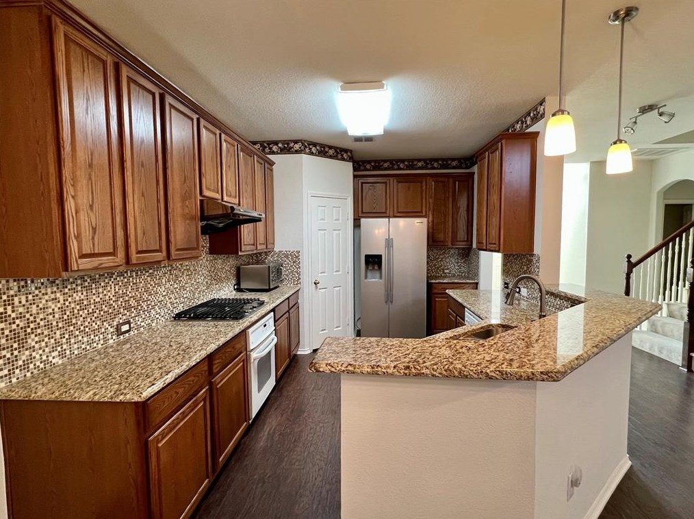 4441 Caledonia Creek Ln, Plano TX  75024-7047 exterior