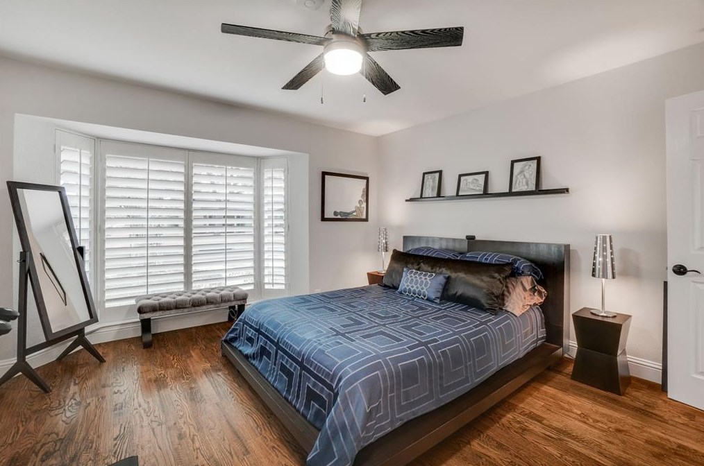 10406 Royal Clb Ln, Dallas TX 75229-5048 exterior