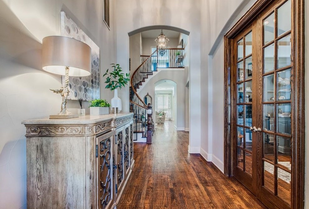 6709 Knollwood Dr, Mckinney TX  75070-2358 exterior