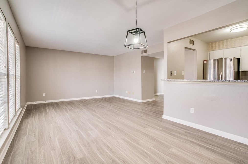 13715 Preston Rd Apt 282, Dallas, TX 75240