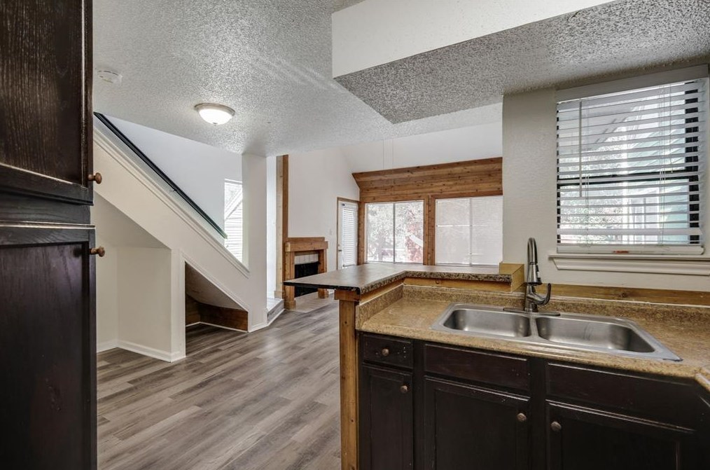 9807 Walnut St #206, Dallas, TX 75243