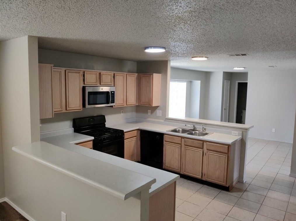 2607 Forestview Dr, Denton, TX 76210