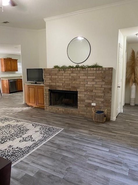 113 Parkwood Ct, Azle, TX 76020