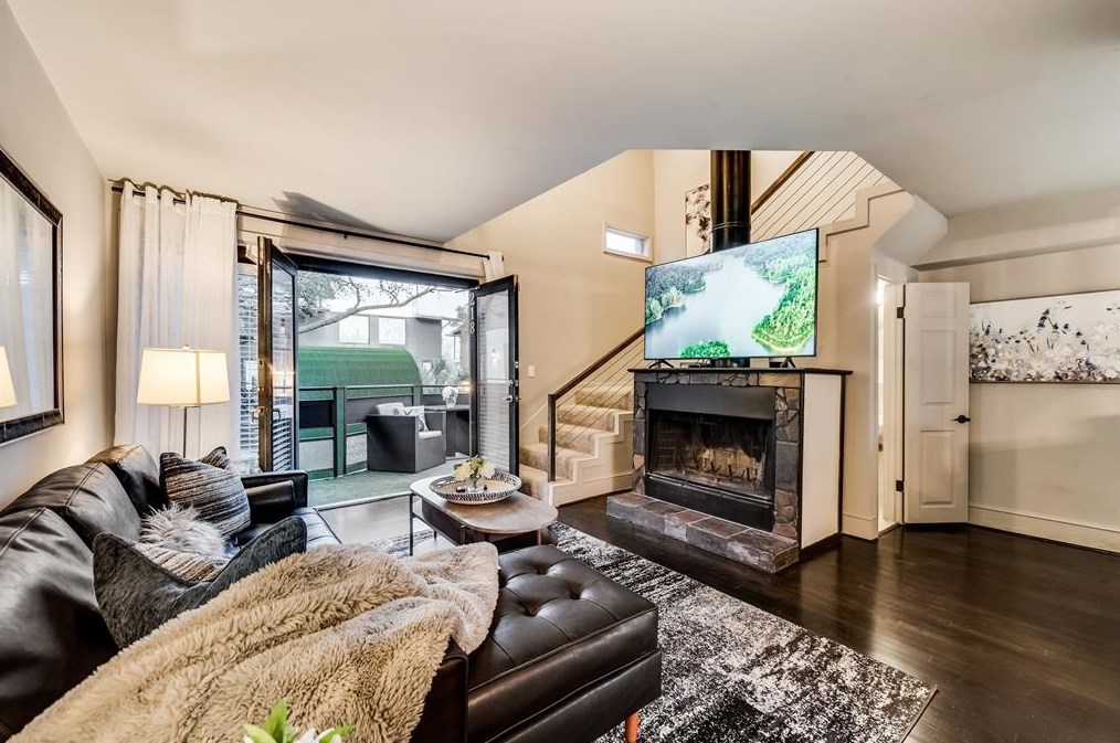 6011 Gaston Ave, Dallas, TX 75214