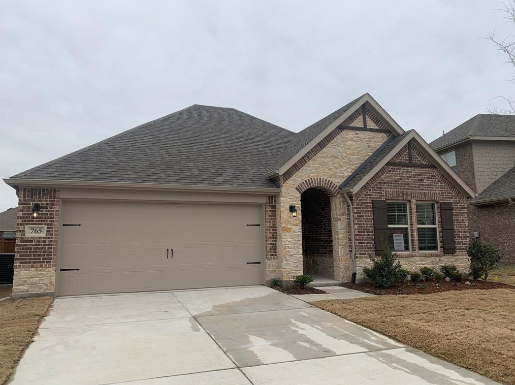 765 Knoxbridge Rd, Forney, TX 75126