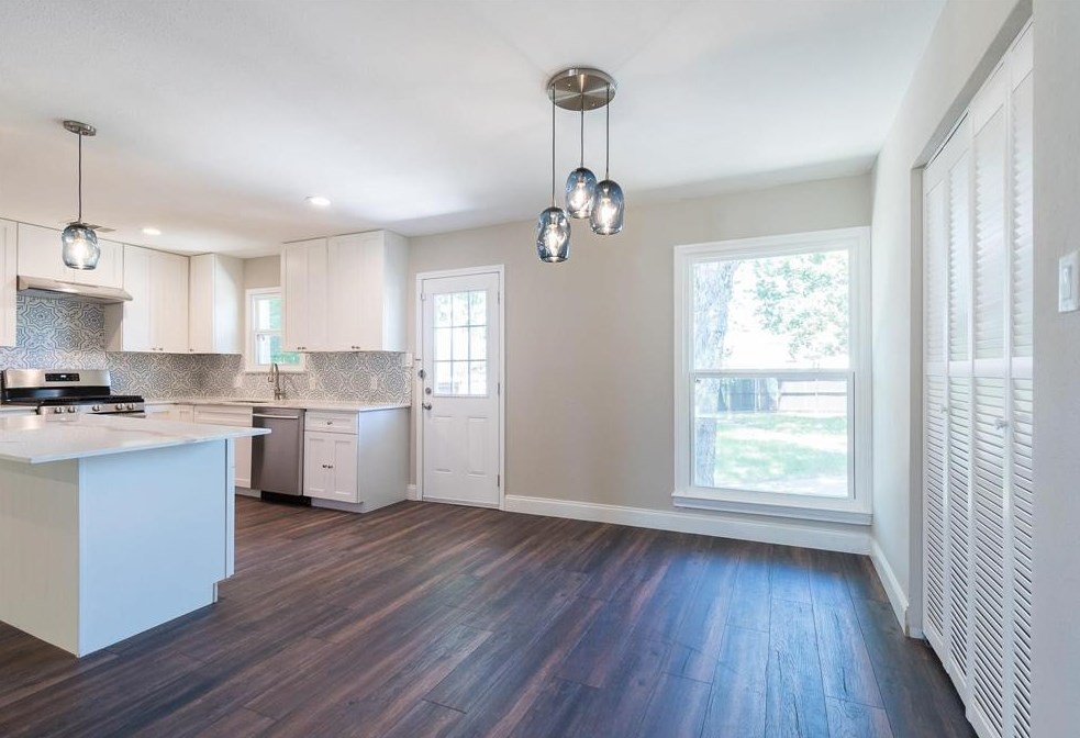 9444 Forest Hills Pl, Dallas, TX 75218