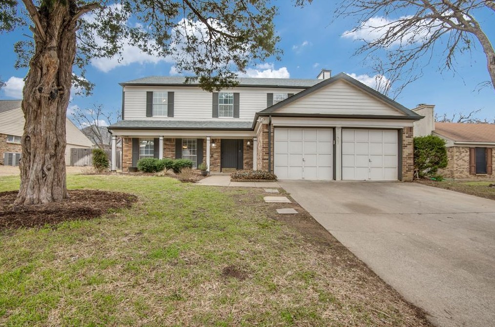 1607 Chittam Dr, Euless, TX 76039