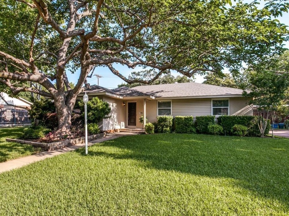 3539 Merrell Rd, Dallas TX  75229-6042 exterior